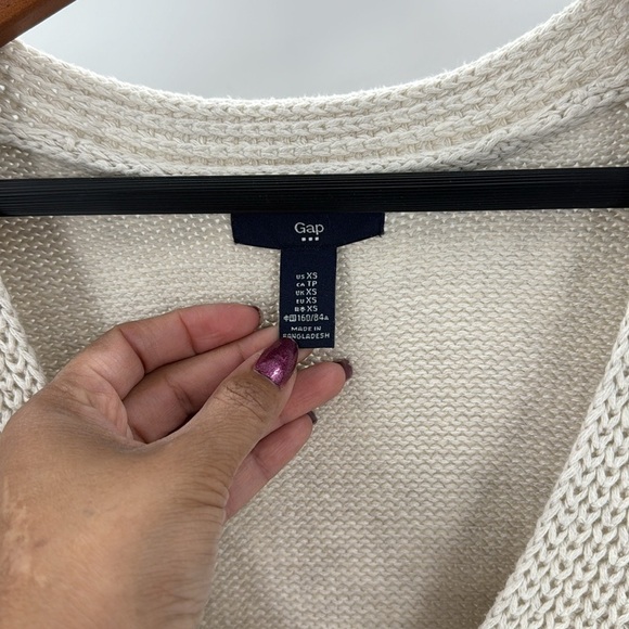 Gap sweater vest cream in color never worn NWOT oversized coastal grandma - Picture 5 of 11